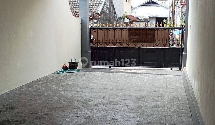 Disewakan Rumah Un Furnished Area Gatsu Barat  2