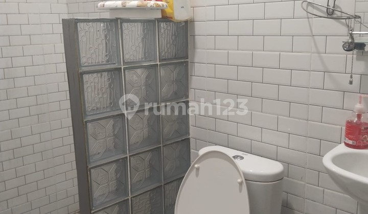 2-Story Villa Ready to Live In, Kelapa Dua, West Jakarta 2