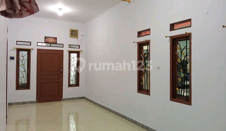 Rumah Dijual + 9 Kontrakkan Terisi Semua Rumah Dijual + 9 Kontrakkan Terisi Semua