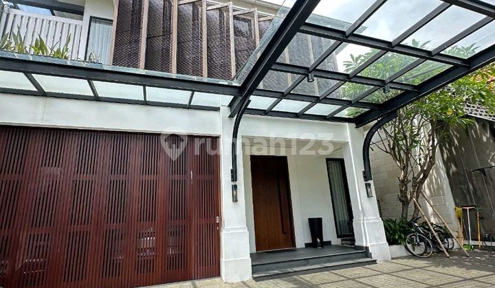 For Sale Modern, Elegant And Luxury House At Cipete South Jakarta