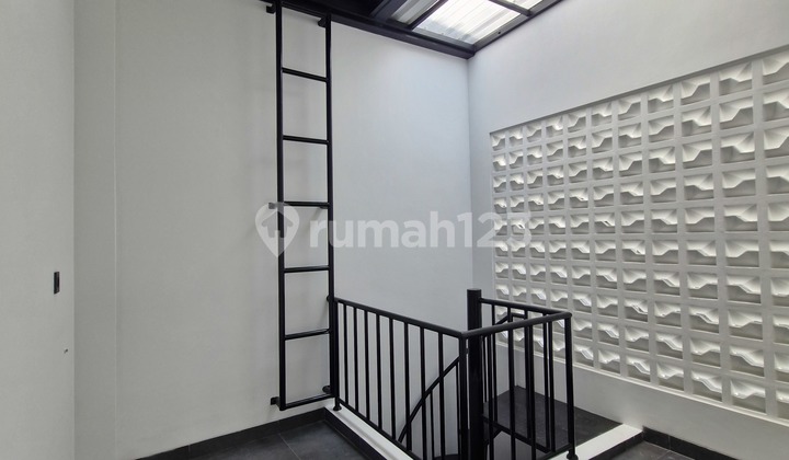 For Quick Sale Brand New Classic Modern House The Avani BSD City 2