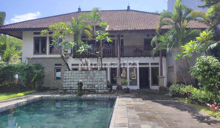 Quick Sale of Luxury Houses on Jl Raya Puputan Denpasar Bali 1