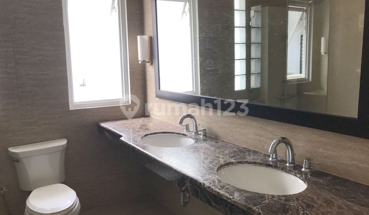 Quick Sale Mediterranean Garden Lippo Karawaci 2