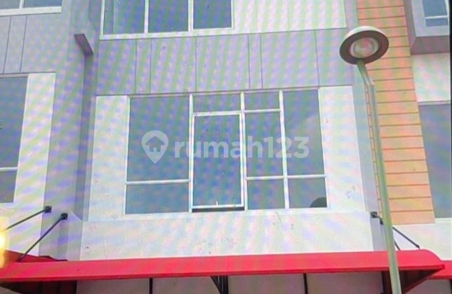For Rent Fast Shop House North Sorrento - Gading Serpong For Rent Fast Shop House North Sorrento - Gading Serpong