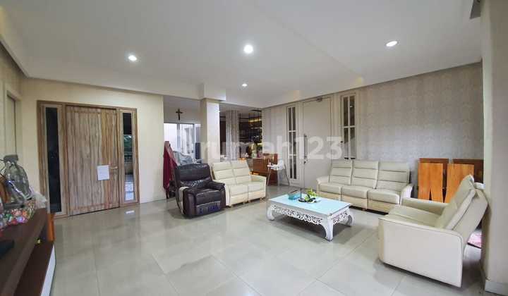 Dijual Cepat Rumah Jl Cempaka Putih Kemayoran, Jakarta Pusat usat Dijual Cepat Rumah Jl Cempaka Putih Kemayoran, Jakarta Pusat usat