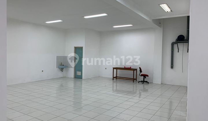 For Sale Fast Shop House Ex Showroom Benda Tangerang 2