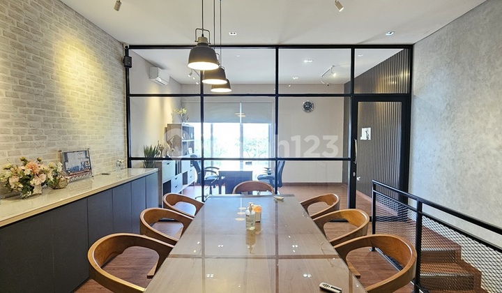 Ruko Fully Furnished Facing Main Road South Sorrento Square