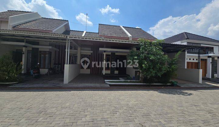 Rumah Baru Minimalis Full Furnished Dekat Solo Baru 1