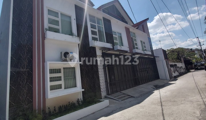 Kost Exclusive Fully Furnished Dekat Mall Solo Paragon