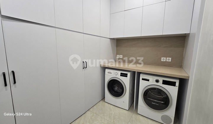 For Sale Luxury House in Gamping, Sleman, Yogyakarta, close to the city. 2