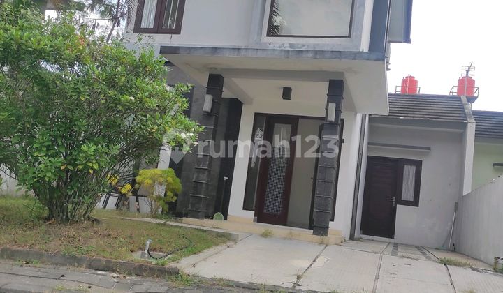 Rumah 2 Lantai Dekat Pasar Rejodani Palagan Dekat Sch Mall