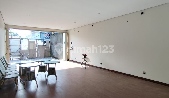 Shop house for rent near Sleman Regency Government Office and Sch Mall. 2