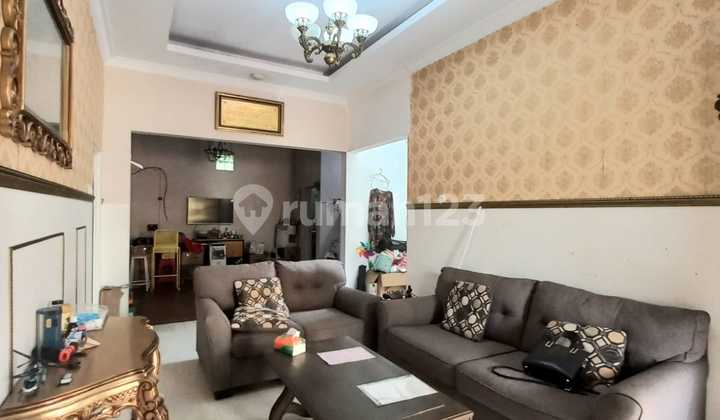 Beautiful 2-Story Ready-to-Occupy Residence in Jangkang Nogotirto Gamping Sleman Housing Complex.