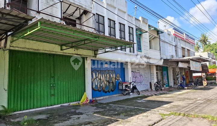 For Rent 2-Story Shop House in a Strategic Location on Jalan Wates - Kasihan, Bantul 2