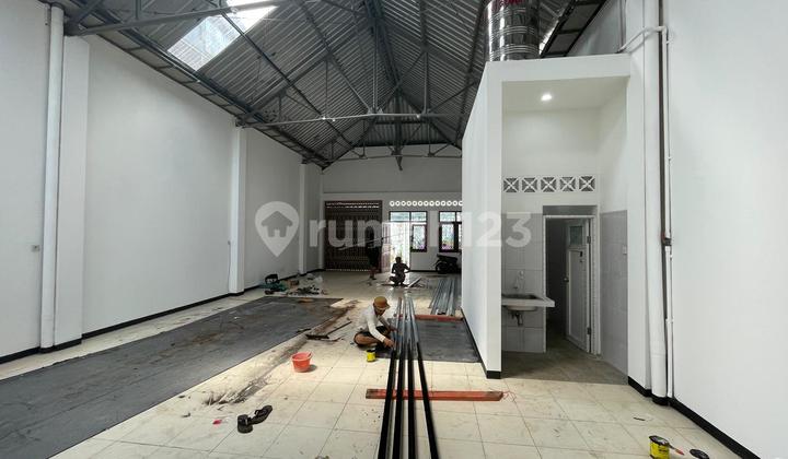 Warehouse/office 200 Square Meters Location Near Magelang Road, Sinduadi, Mlati, Sleman Warehouse/office 200 Square Meters Location Near Magelang Road, Sinduadi, Mlati, Sleman
