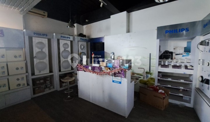 For rent: shop house in the Malioboro area, close to the Jogja Monument. 2