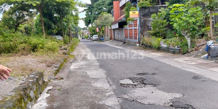 2-Story House in a Strategic Location Near UII Campus, Ngaglik Sleman 2