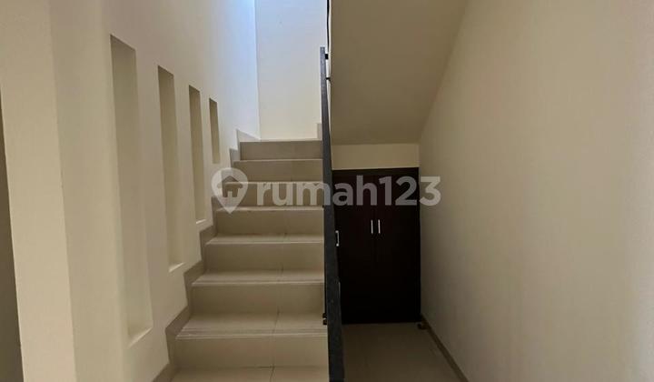 For Rent: 2-Story House Near UGM and UII Campus For Rent: 2-Story House Near UGM and UII Campus
