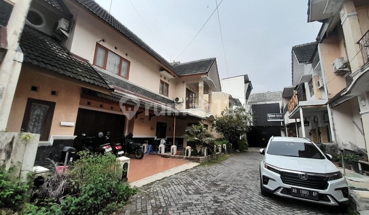 Dijual Rumah Kost Semi Furnish Lokasi Strategis di Kawasan Seturan-Depok Dijual Rumah Kost Semi Furnish Lokasi Strategis di Kawasan Seturan-Depok