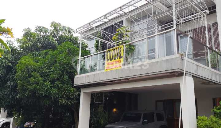 Rumah Mewah Furnish DalamPerum Taman Palagan Asri Ngaglik Sleman Rumah Mewah Furnish DalamPerum Taman Palagan Asri Ngaglik Sleman