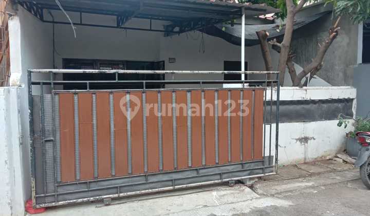 Disewakan Rumah Siap Huni di Pulogebang Permai Jakarta Timur Disewakan Rumah Siap Huni di Pulogebang Permai Jakarta Timur