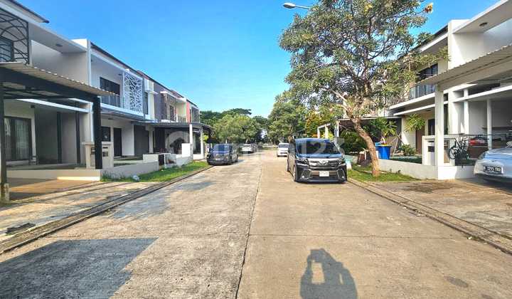 For Quick Sale House In Arana Cluster, Harapan Indah Bekasi 2