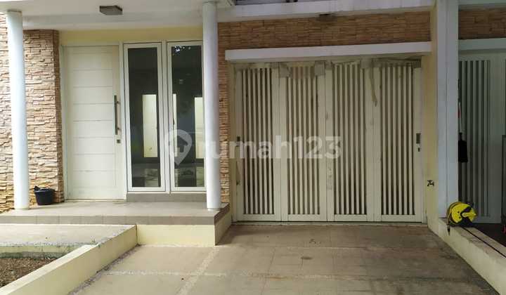 Disewakan Rumah di Cluster One West Harapan Indah Bekasi 2