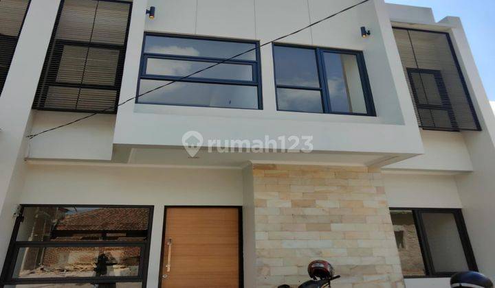 Disewakan Rumah Baru  Lokasi Cisaranteun Arcamanik Dekat Antapani 1