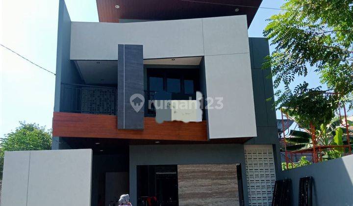 Rumah Baru 2 Lantai Tengah Kota Semarang  1