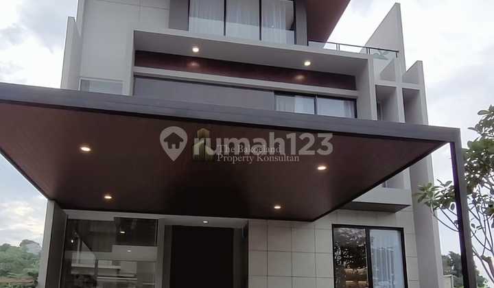 Dijual Rumah Cantik Modern Lingkungan Elite Semarang