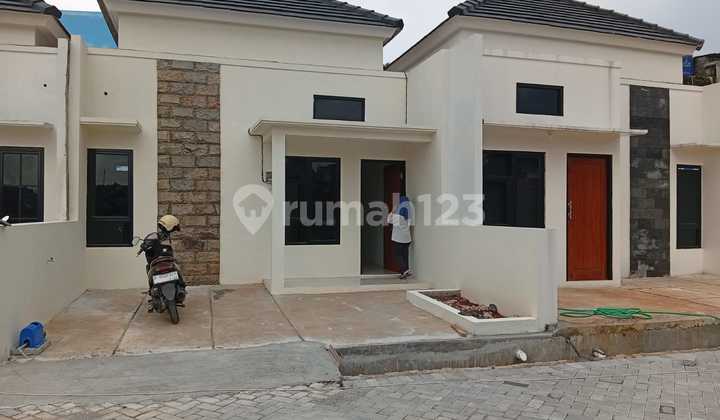 Cheapest Cluster House in Banyumanik 2