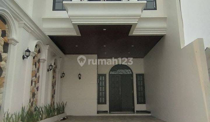 Rumah 2 Lantai SHM di Pasar Lenteng Agung, Jakarta Selatan 1