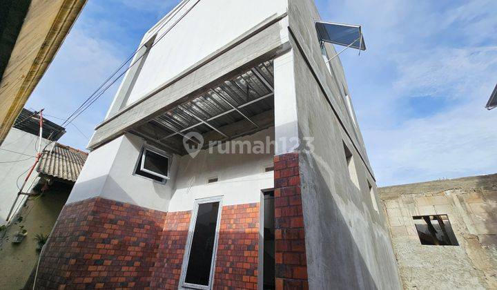 Rumah 2 Lantai SHM di Pasar Minggu, Jakarta Selatan 2