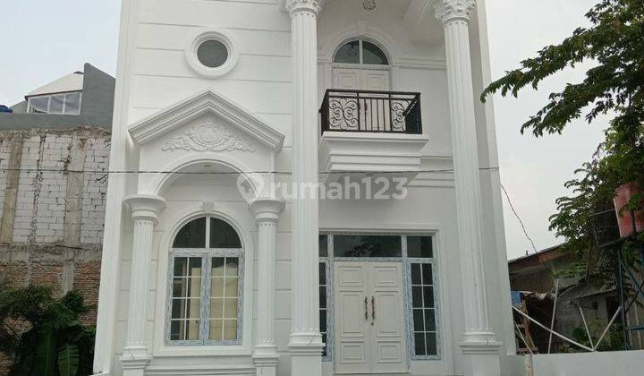 Rumah 2 Lantai SHM di Tol Cipayung, Jakarta Timur 1