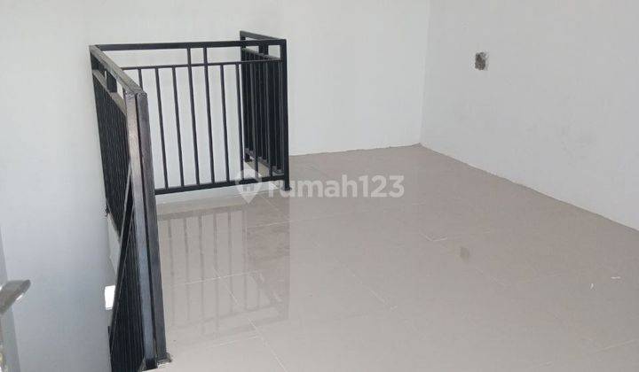 Rumah 2 Lantai SHM di Dekat Ragunan Jakarta, Jakarta Selatan 2