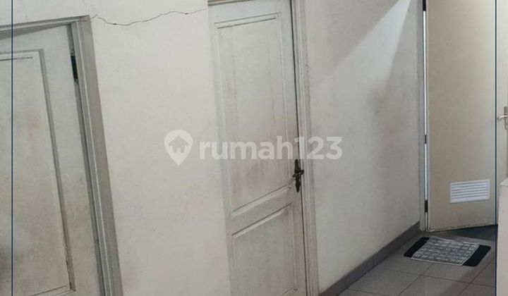 Dijual Cepat Rumah Bagus Siap Huni 2 Lantai SHM Taman Semanan 2
