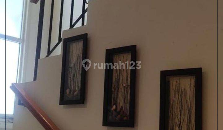 Dijual Rumah 2 Lantai Bagus Semi Furnished SHM Gading Serpong 2