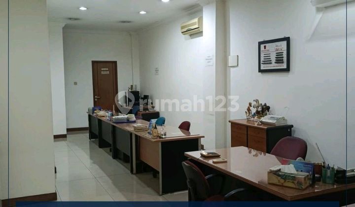 Ruko Komersial Siap Pakai Lokasi Di Pusat Jakarta