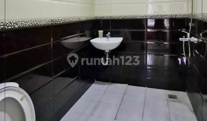 Rumah Cantik Posisi Hoek Siap Huni Di Srengseng Rumah Cantik Posisi Hoek Siap Huni Di Srengseng