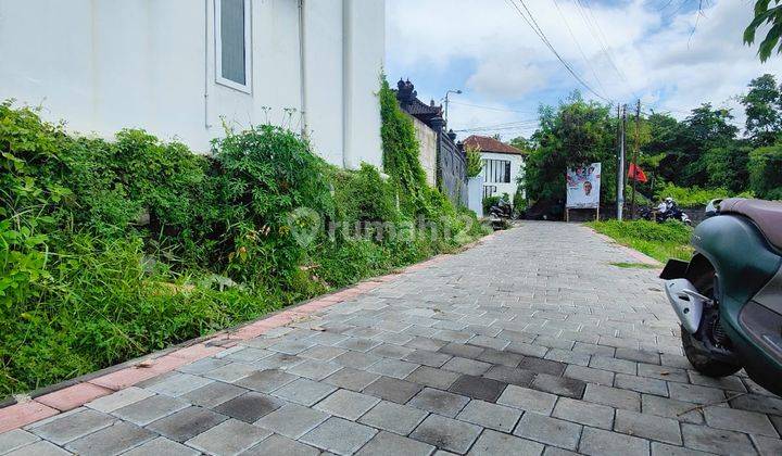 Roadside Land Suitable for Villas in Padonan Badung Bali 2