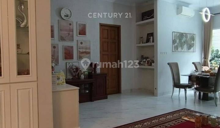 Rumah Cantik Dan Rumah Usaha Konveksi Terdapat Rooftop 7381  2