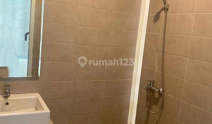 Rumah cantik 2 lt siap huni Discovery Residence  Bintaro Jaya 2