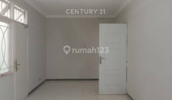 Rumah Luas 2 Lantai Rapi Dan Terawat Puri Bintaro Sektor 9 7400  2