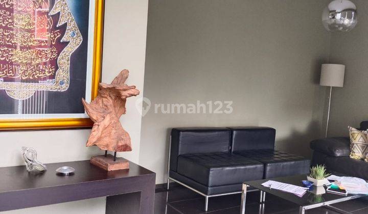 Rumah 2 Lantai Bentuk Kantong Minimalis Modern Di Bintaro 5043 1