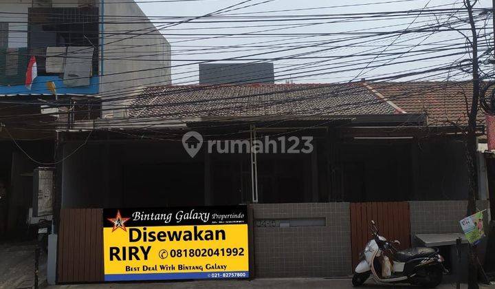 Disewa Rumah Pinggir Jalan Di Taman Aster, Jaka Setia, Bekasi Selatan


 1