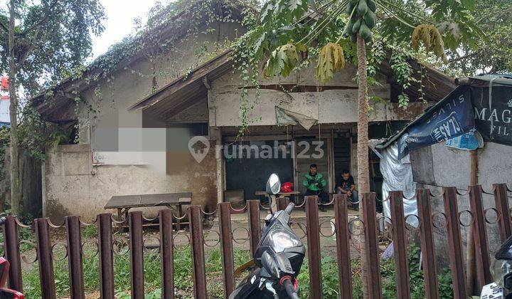 Jual rumah tua hitung tanah saja di main road rajawali 2