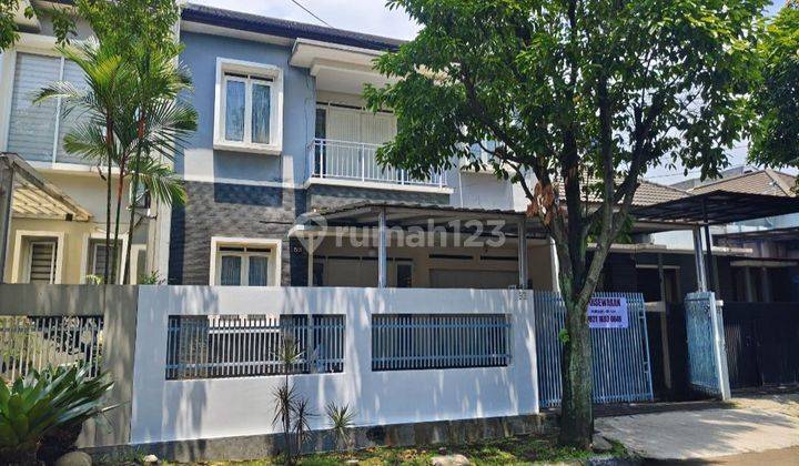 Rumah Dua Lantai Minimalis Full Renovasi Di Batununggal 1