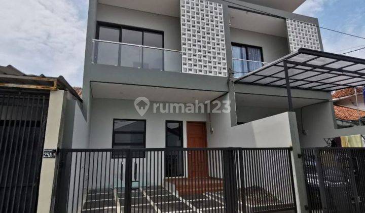 Jual Rumah Msh Baru Dua Lantai Minimalis 1