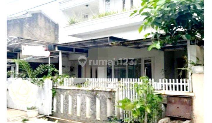 Rumah Cantik Tiga Lantai Di Margahayu Raya Metro 1