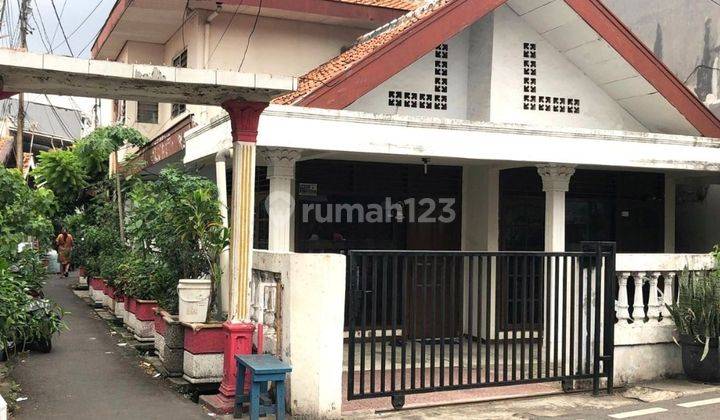 Rumah 2 Lantai SHM | Cempaka Putih hadap timur 1